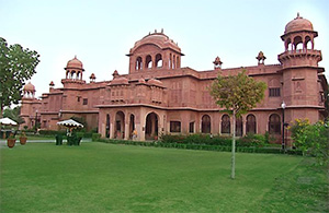 lalgarh palace